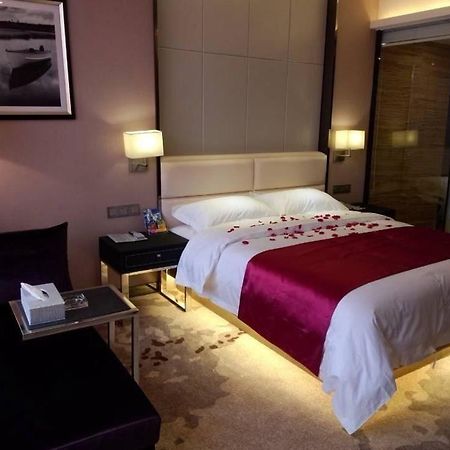 Chengdu Hello Hotel CTU Eksteriør billede